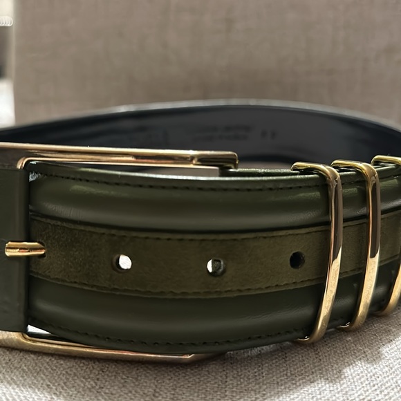 Vintage Carlisle army green leather suede wide belt, Size XSM - Picture 2 of 16